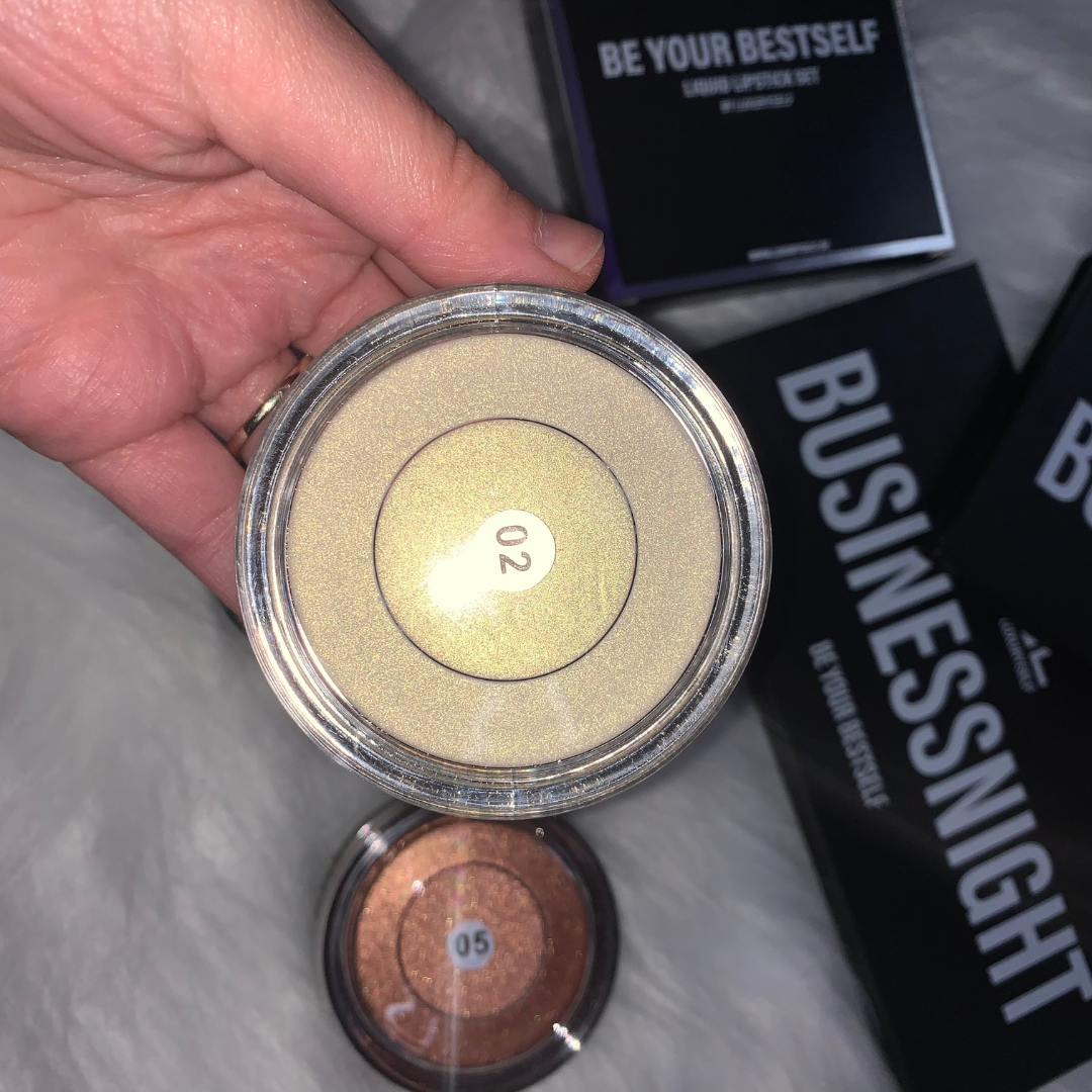 Highlighter Gold - LUXURYSELF